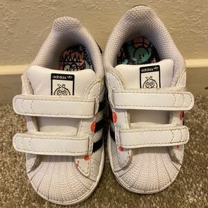Adidas Toddler shoes EUC